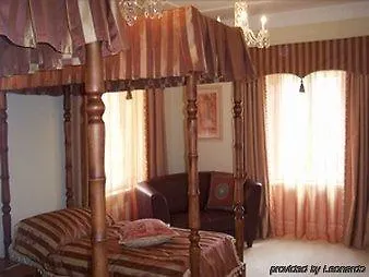La Dimora Del Cardinale Hotel 3*